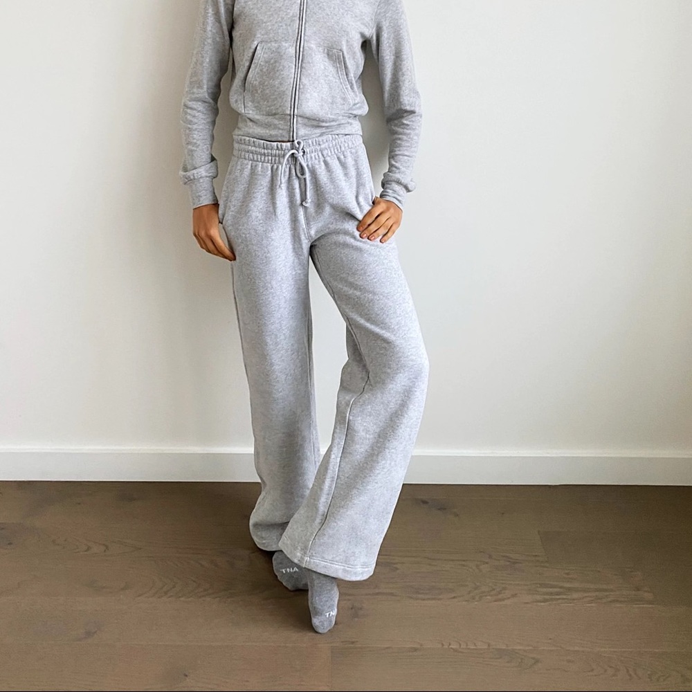 Aritzia Wide Leg Cozy fleece sweatpants